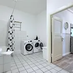 Apartament Komfortable Zentrum Perfekt Fuer Beruf & Handwerk Neumünster