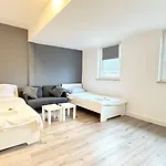 Komfortable Zentrum Perfekt Fuer Beruf & Handwerk Apartament