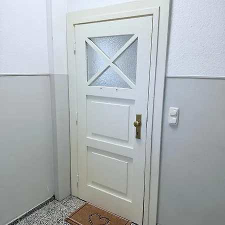Komfortable Zentrum Perfekt Fuer Beruf & Handwerk * Neumuenster