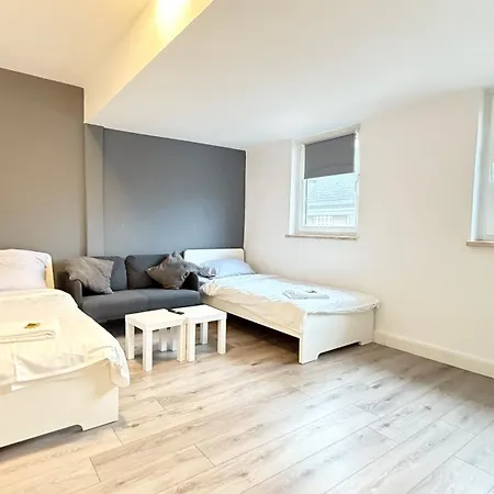 Komfortable Zentrum Perfekt Fuer Beruf & Handwerk Apartmán