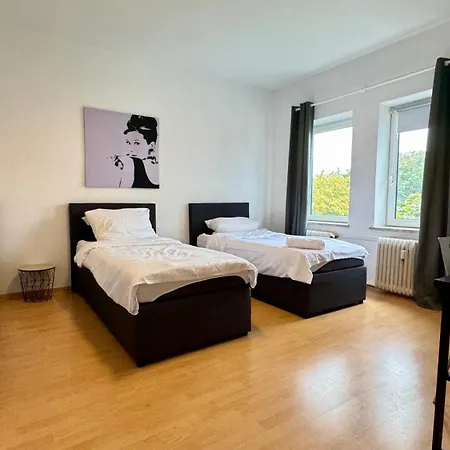 Komfortable Zentrum Perfekt Fuer Beruf & Handwerk Apartment Neumuenster