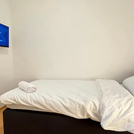 Komfortable Zentrum Perfekt Fuer Beruf & Handwerk Apartment Neumuenster