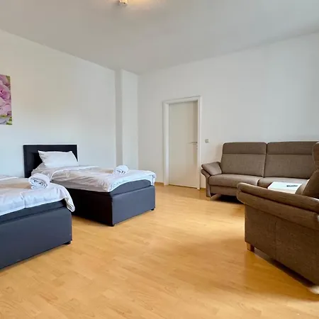 Komfortable Zentrum Perfekt Fuer Beruf & Handwerk * Neumuenster