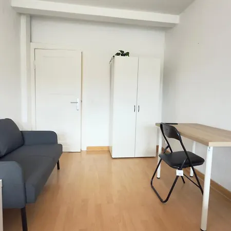 Komfortable Zentrum Perfekt Fuer Beruf & Handwerk *