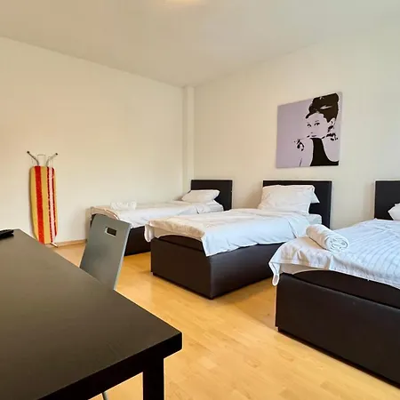 Komfortable Zentrum Perfekt Fuer Beruf & Handwerk * Neumuenster