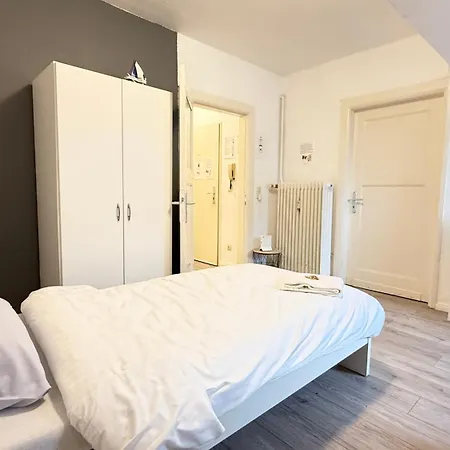 Komfortable Zentrum Perfekt Fuer Beruf & Handwerk