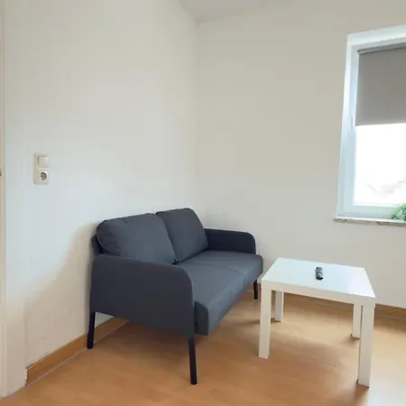 Komfortable Zentrum Perfekt Fuer Beruf & Handwerk