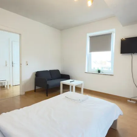 Komfortable Zentrum Perfekt Fuer Beruf & Handwerk *