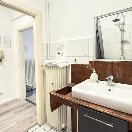 Komfortable Zentrum Perfekt Fuer Beruf & Handwerk