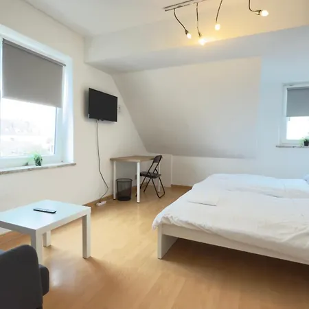 Komfortable Zentrum Perfekt Fuer Beruf & Handwerk *