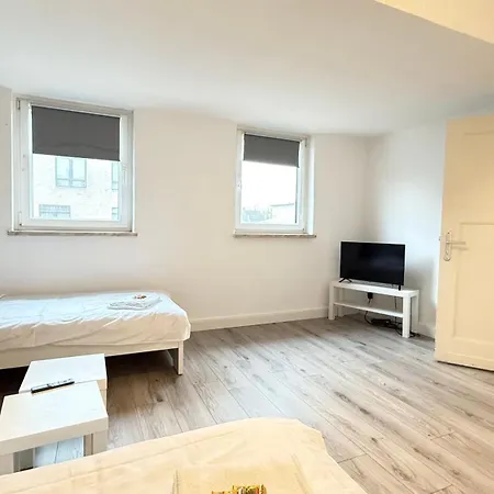 Appartement Komfortable Zentrum Perfekt Fuer Beruf & Handwerk Neumünster