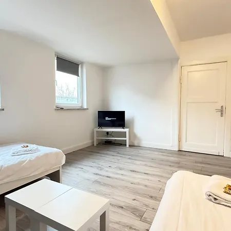 Komfortable Zentrum Perfekt Fuer Beruf & Handwerk Apartment