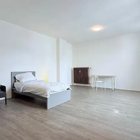 Komfortable Zentrum Perfekt Fuer Beruf & Handwerk Neumuenster