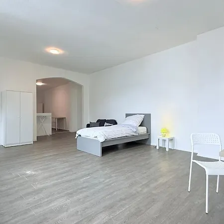 Komfortable Zentrum Perfekt Fuer Beruf & Handwerk Apartment *
